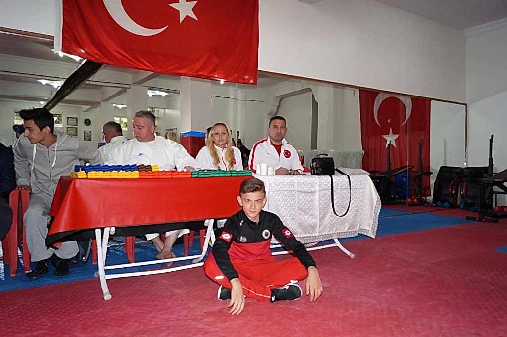 KUSAK TERFI SINAVI REYKAN & GOLGE 018