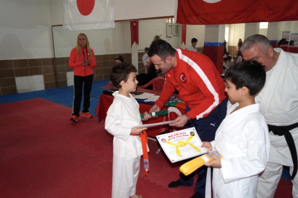 KUSAK TERFI SINAVI 2016 01 025