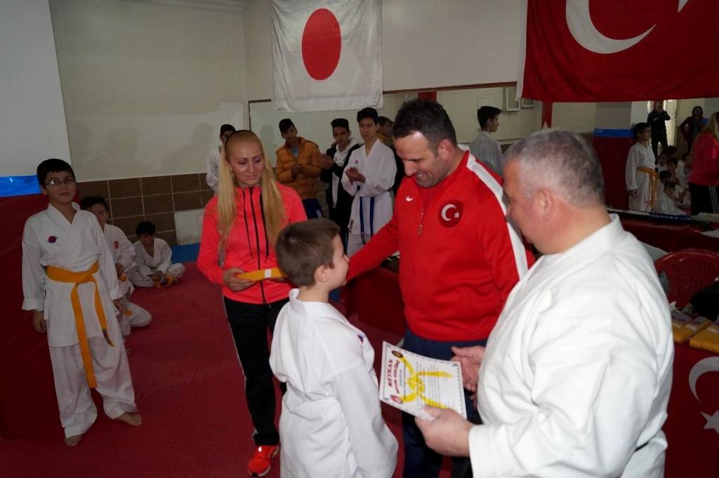 KUSAK TERFI SINAVI 2016 01 060