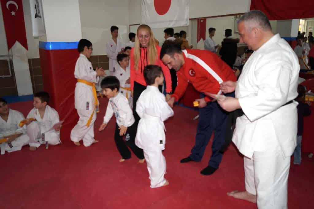 KUSAK TERFI SINAVI 2016 01 070