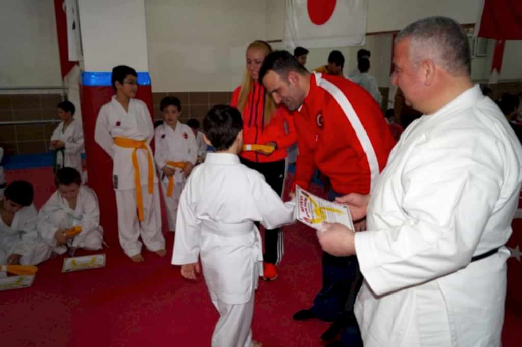 KUSAK TERFI SINAVI 2016 01 075