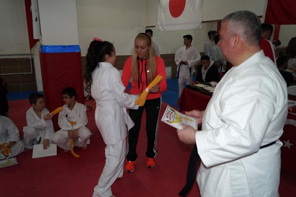 KUSAK TERFI SINAVI 2016 01 078