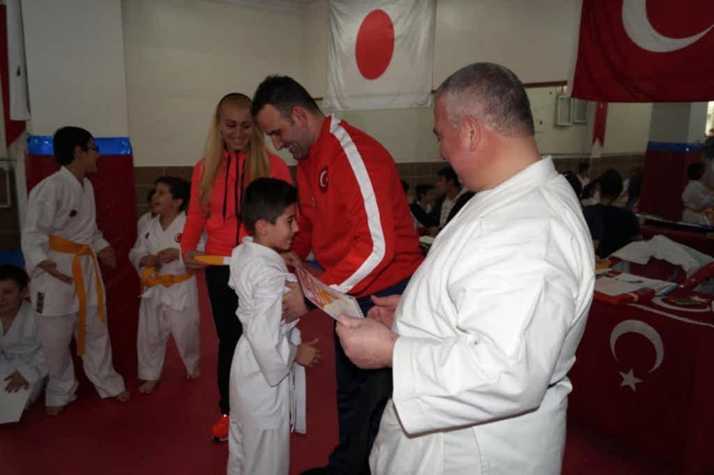 KUSAK TERFI SINAVI 2016 01 088