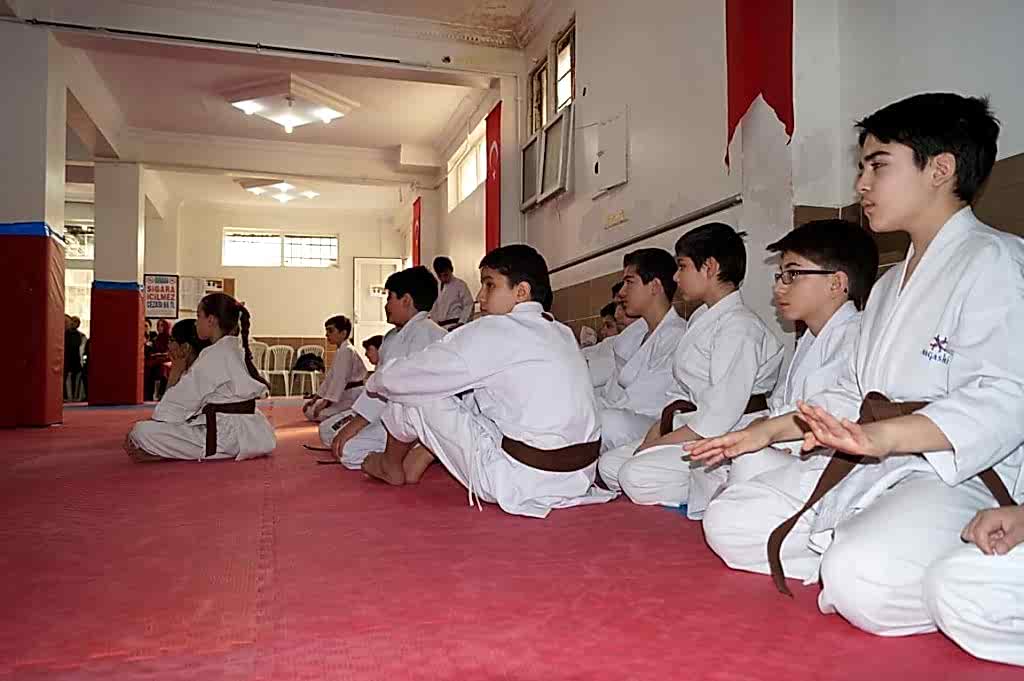 KUSAK TERFI SINAVI 2016 01 173