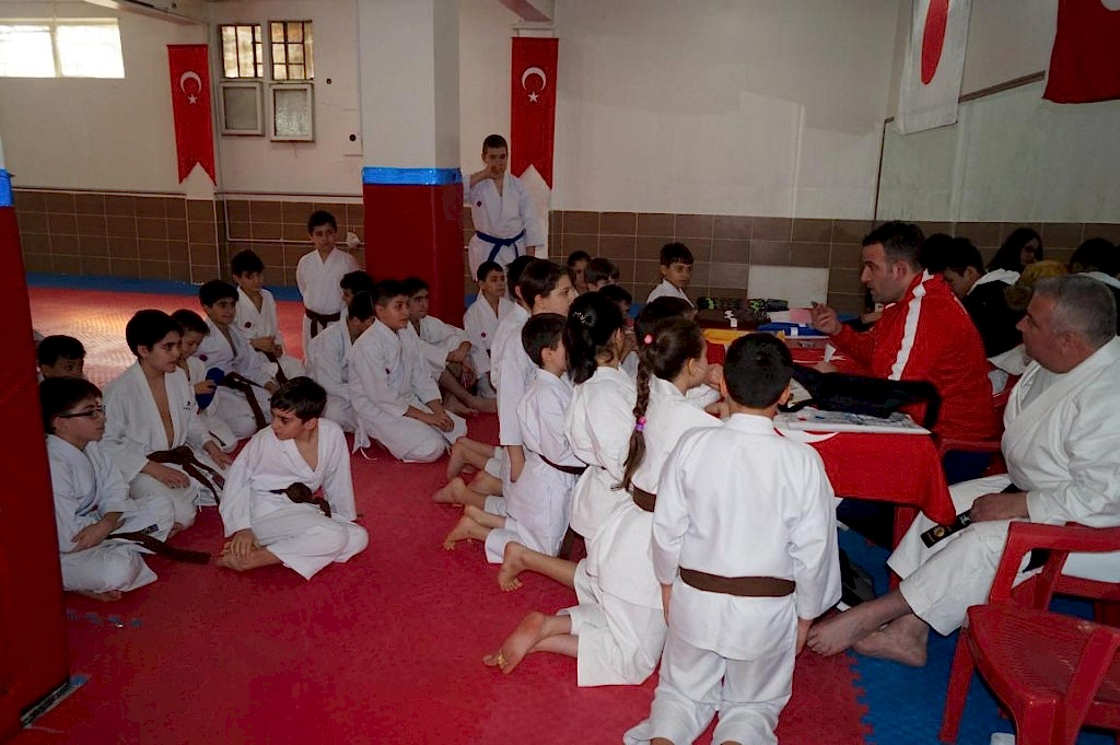 KUSAK TERFI SINAVI 2016 01 203