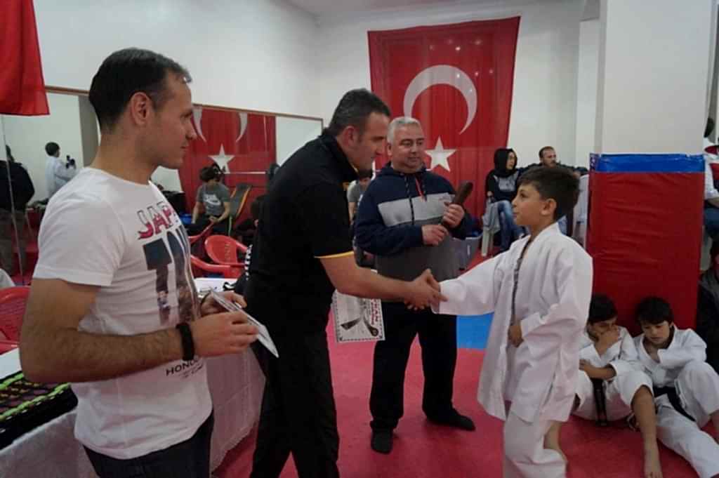 REYKAN KUSAK TERFI SINAVI 159