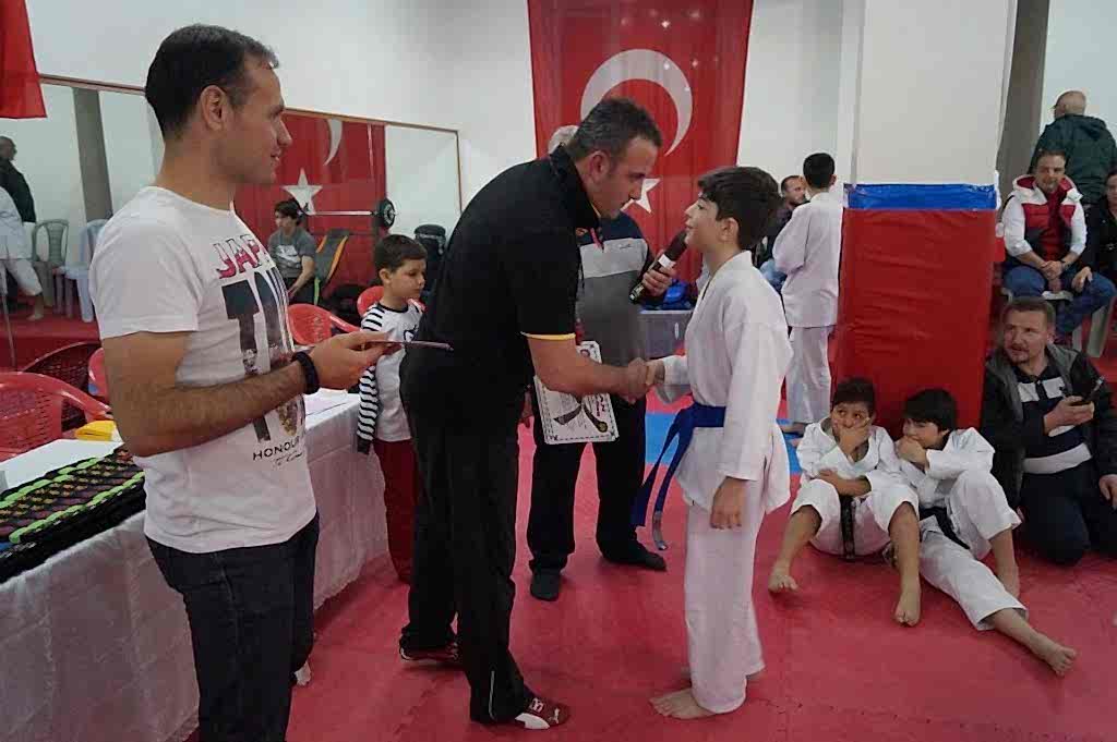 REYKAN KUSAK TERFI SINAVI 162