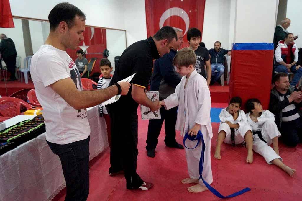 REYKAN KUSAK TERFI SINAVI 165