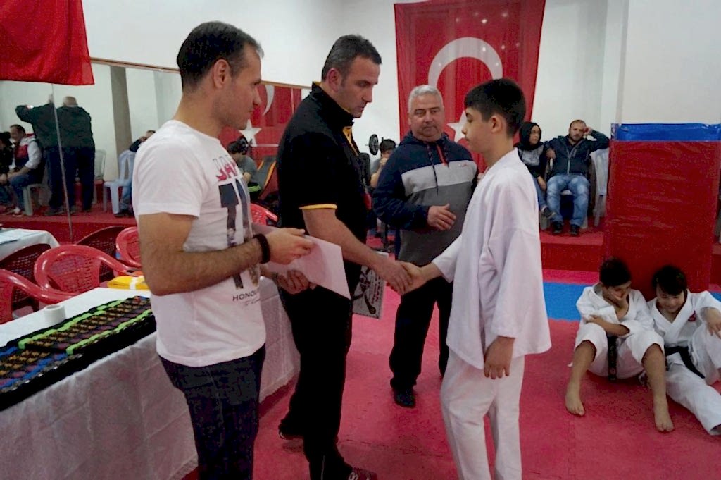 REYKAN KUSAK TERFI SINAVI 171