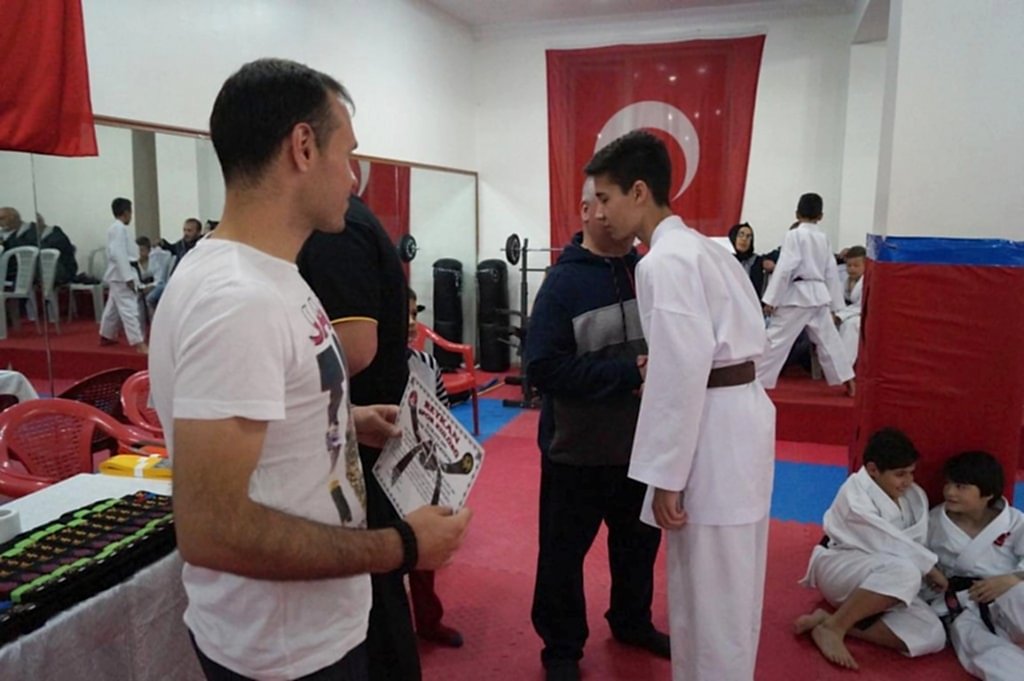 REYKAN KUSAK TERFI SINAVI 190