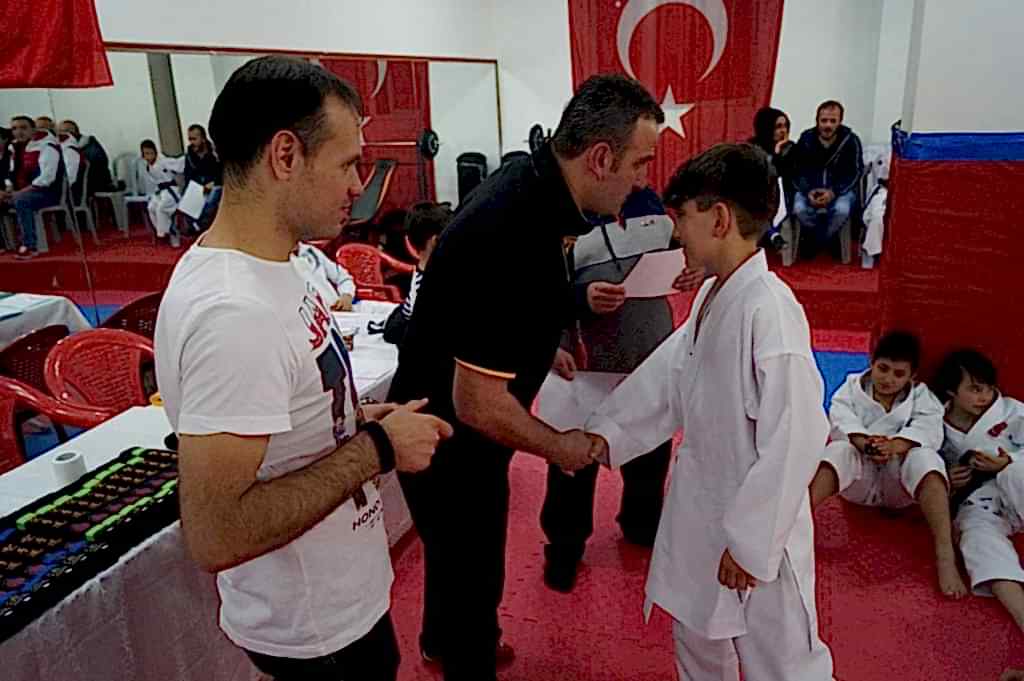 REYKAN KUSAK TERFI SINAVI 212