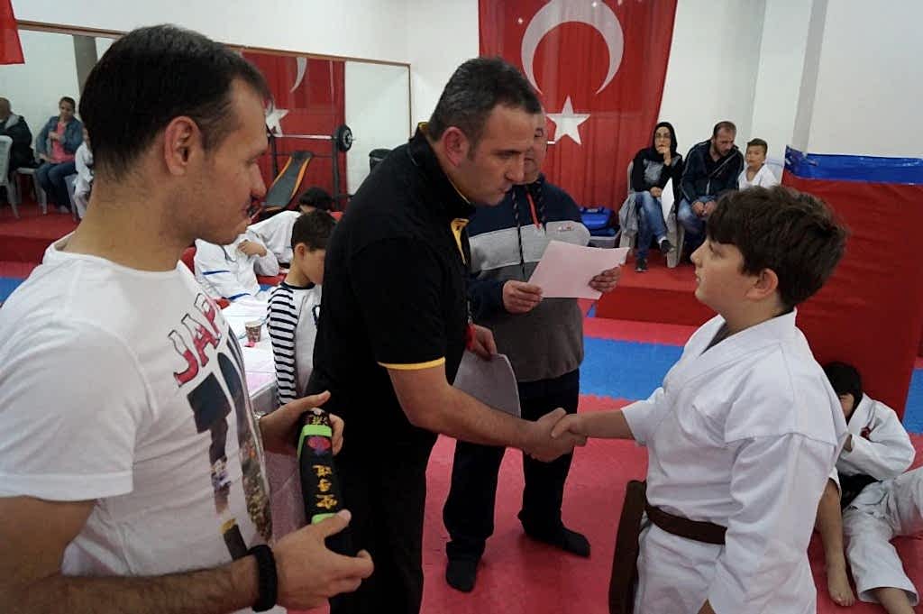 REYKAN KUSAK TERFI SINAVI 214