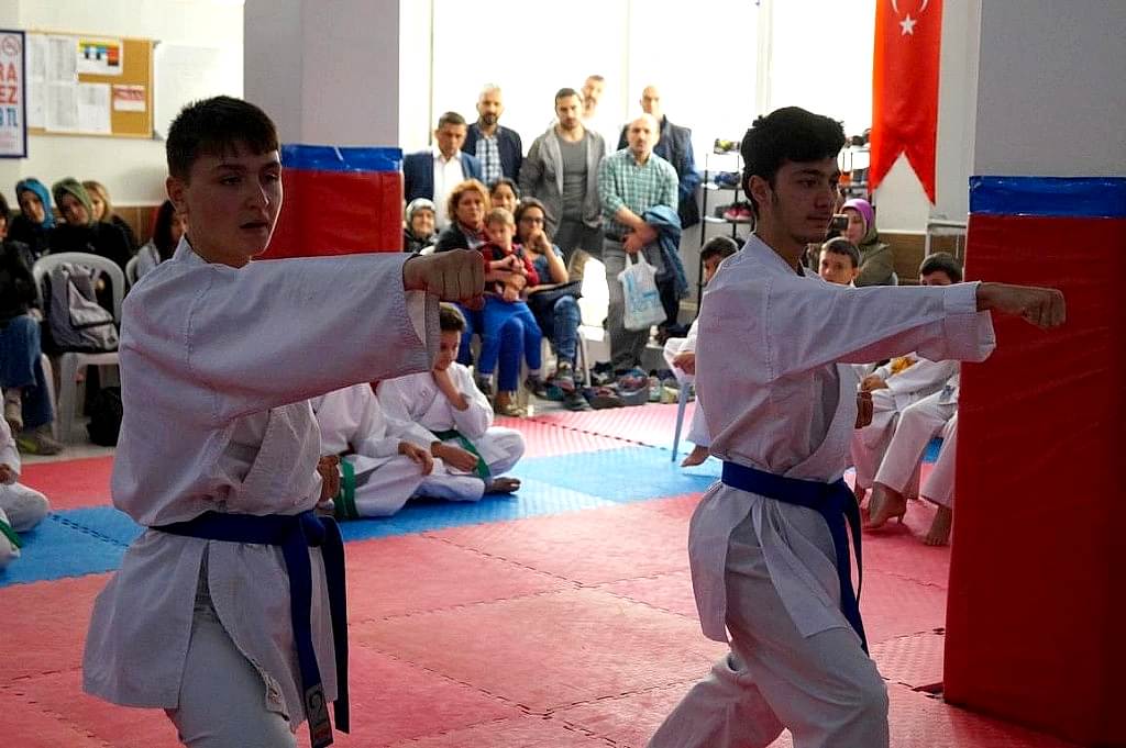 kusak-terfi-sinavi-125