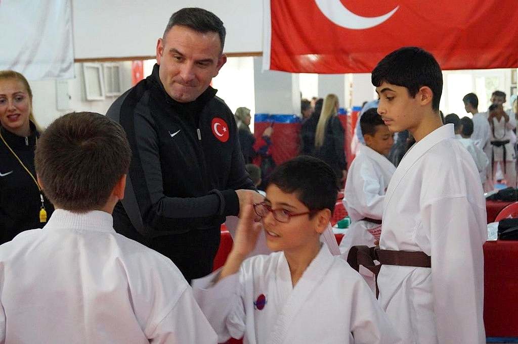 kusak-terfi-sinavi-196